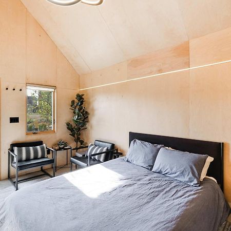 Bunkies- The Hold Villa Ottawa Kültér fotó