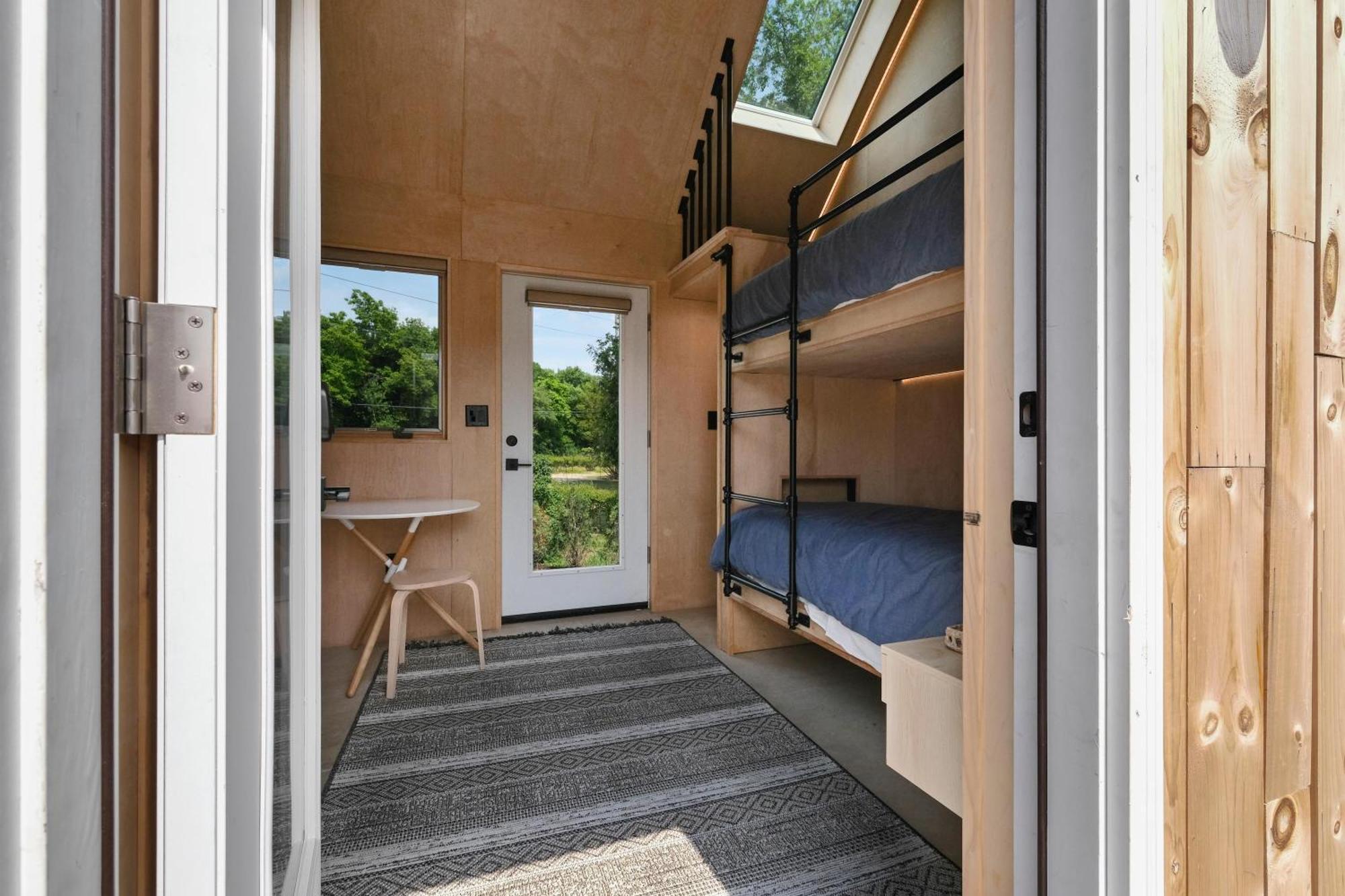 Bunkies- The Hold Villa Ottawa Kültér fotó